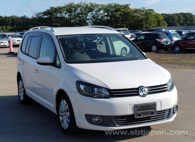 Import Volkswagen Touran 2012 full