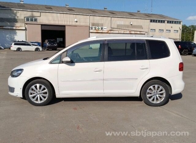 Import Volkswagen Touran 2012 full